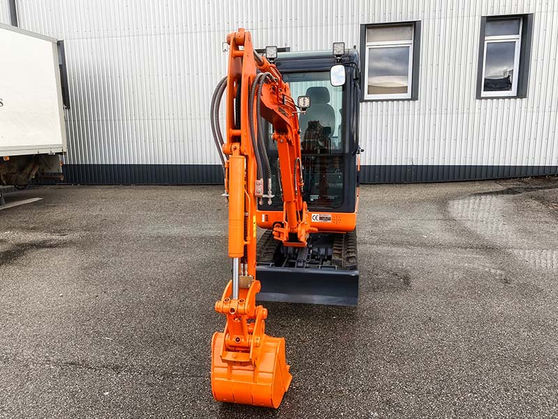 CDM 6020 HÜDRAULILINE EKSKAVAATOR 4